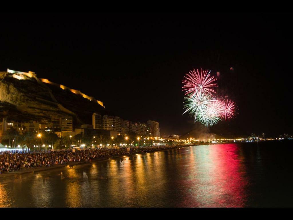Stunning Sea View Lejlighed Alicante Eksteriør billede